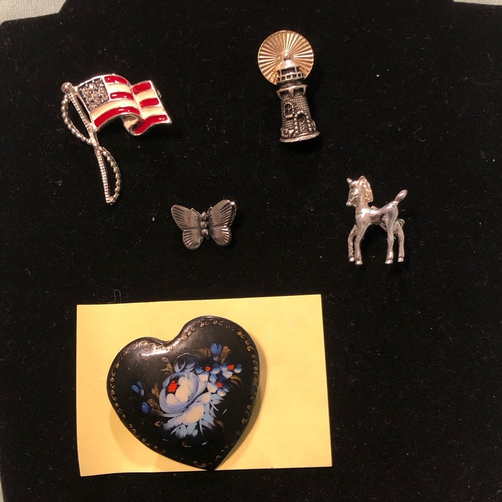 Vintage Pins, 1 Sterling Silver stamped, 3 Silvertone & 1 Resin/plastic Pin